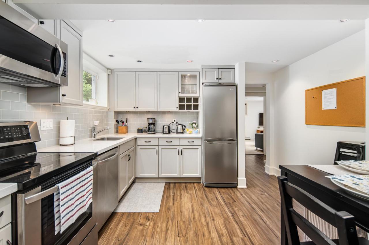 Gorgeous 4 Bedroom Garden Level Suite At Vancouver West & Ubc 외부 사진