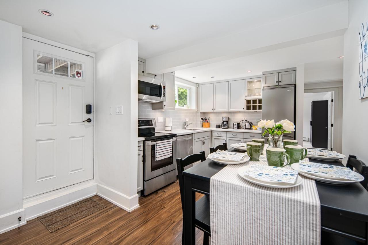 Gorgeous 4 Bedroom Garden Level Suite At Vancouver West & Ubc 외부 사진
